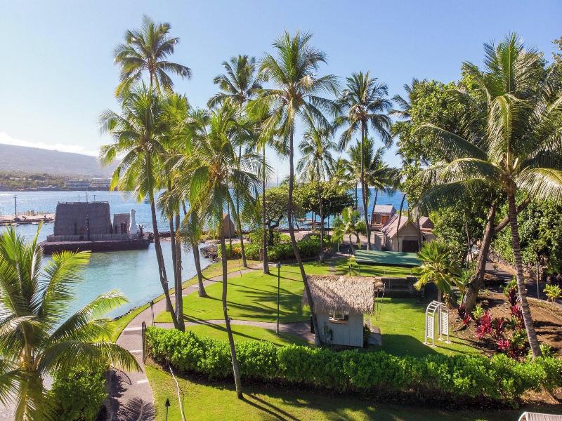 Courtyard King Kamehameha'S Kona Beach Hotel