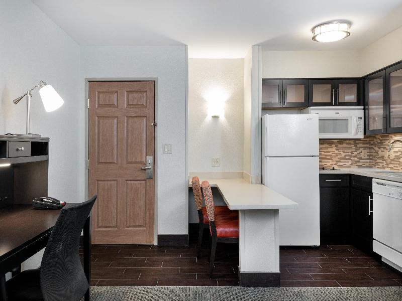 Staybridge Suites Chantilly Dulles Airport By IHG image
