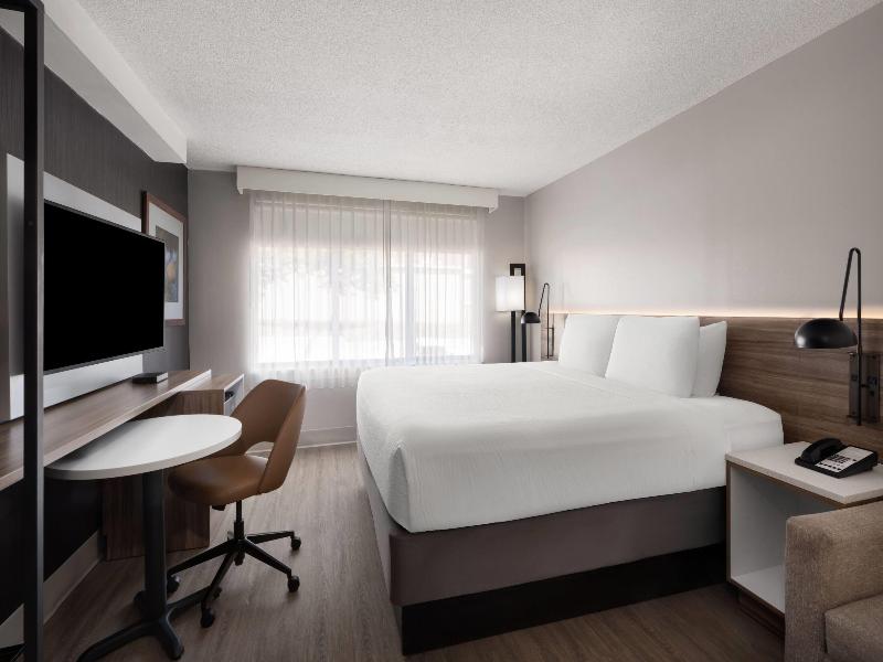 Wyndham Garden Manassas image