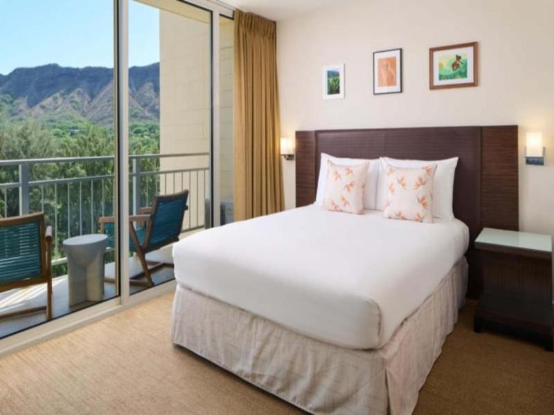 Kaimana Beach Hotel image