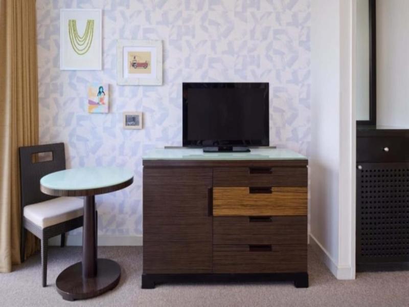 Kaimana Beach Hotel image