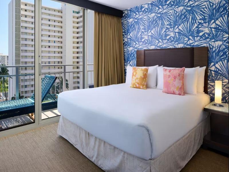 Kaimana Beach Hotel image