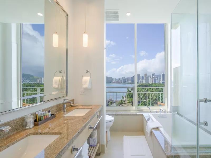 Kaimana Beach Hotel image