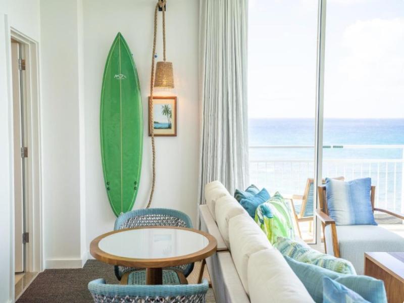 Kaimana Beach Hotel image