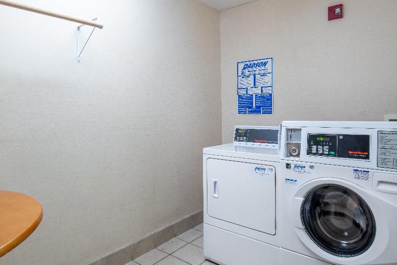 Holiday Inn Express & Suites Henderson By IHG