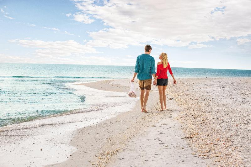 Holiday Inn Express & Suites Bonita Springs-IHG image