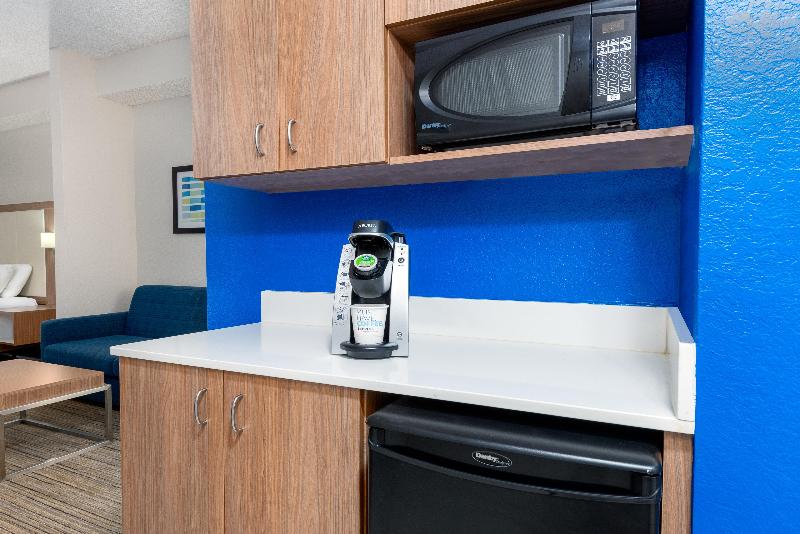 Holiday Inn Express & Suites Bonita Springs-IHG image