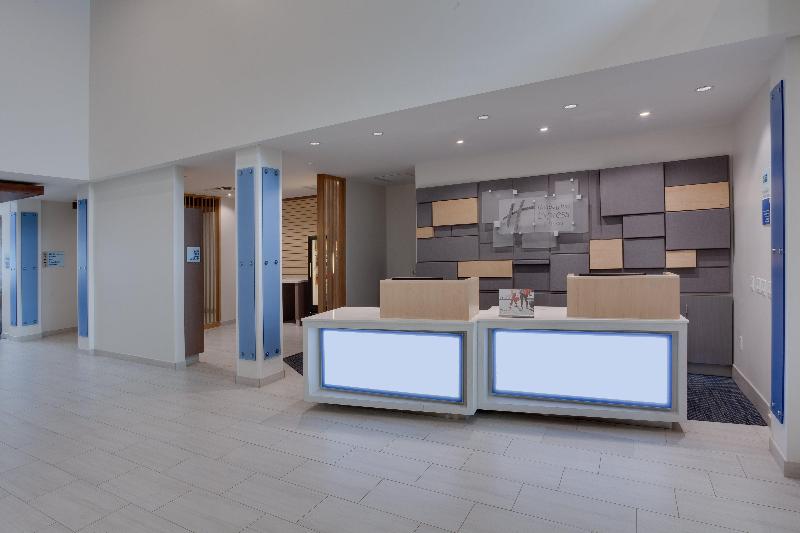 Holiday Inn Express Hotel&Suites Fort Lauderdal image
