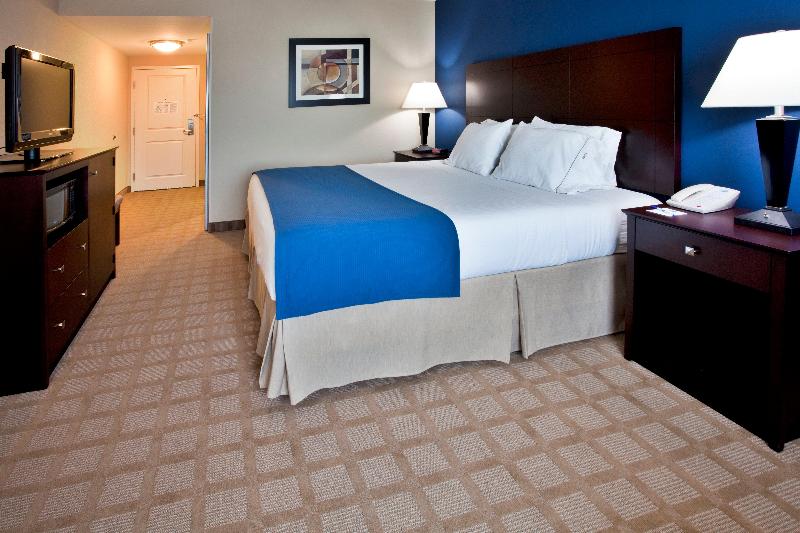 Holiday Inn Express & Suites Fort Pierce West IHG image