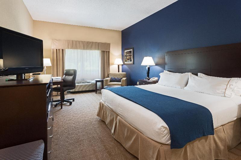 Holiday Inn Express & Suites Fort Pierce West IHG image