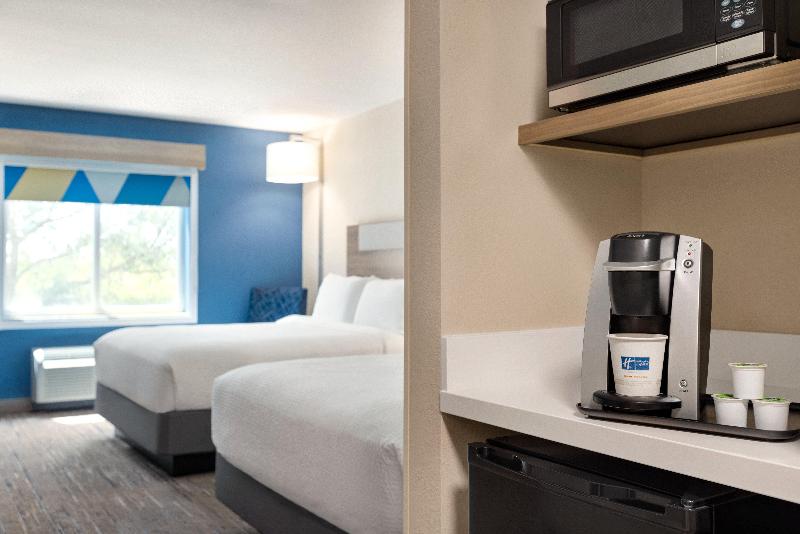 Holiday Inn Express & Suites Fort Pierce West IHG image