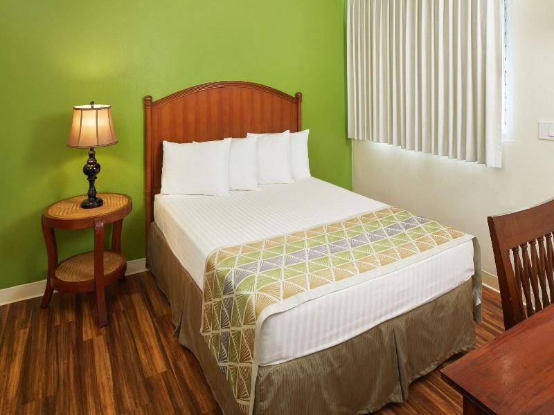 Pacific Marina Inn image