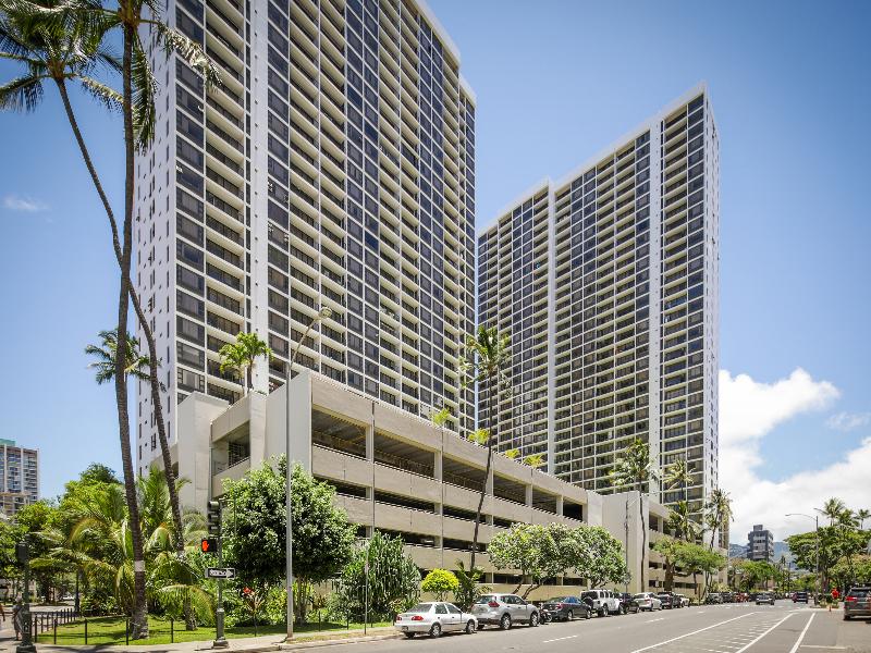Aston at the Waikiki Banyan image