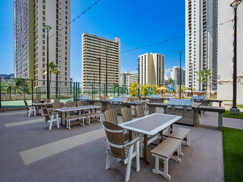 Aston at the Waikiki Banyan image