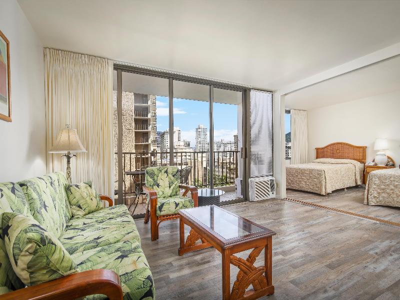 Aston at the Waikiki Banyan image