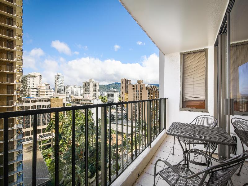 Aston at the Waikiki Banyan image