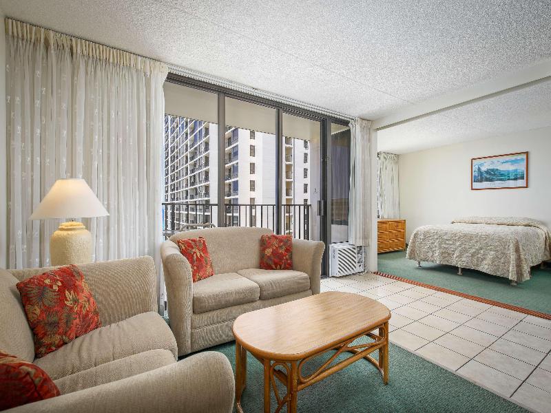 Aston at the Waikiki Banyan image