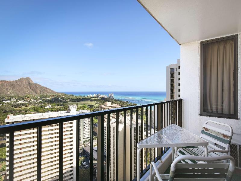 Aston at the Waikiki Banyan image