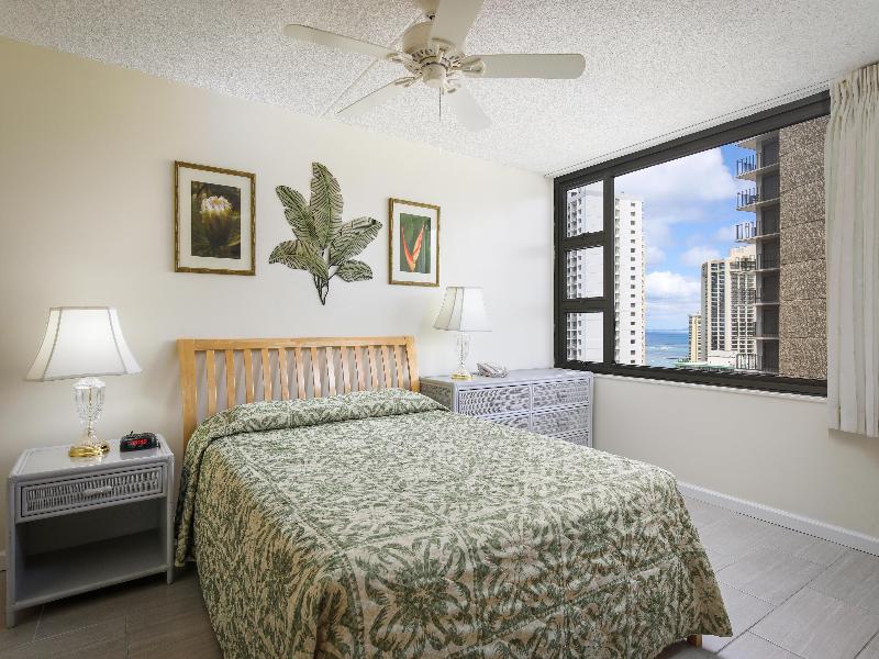 Aston at the Waikiki Banyan image