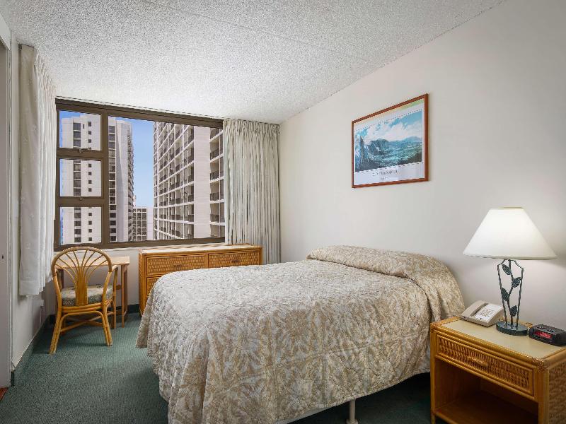 Aston at the Waikiki Banyan image