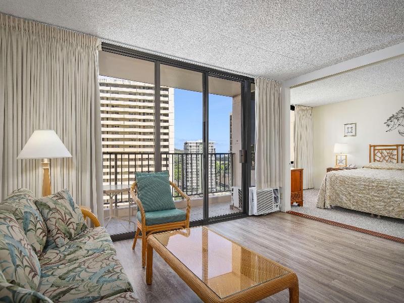 Aston at the Waikiki Banyan image