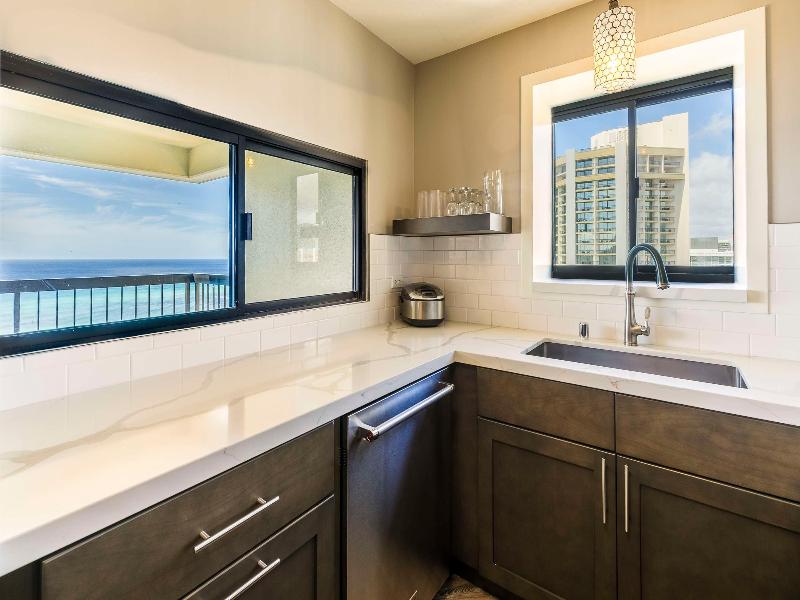 Aston Waikiki Beach Tower image