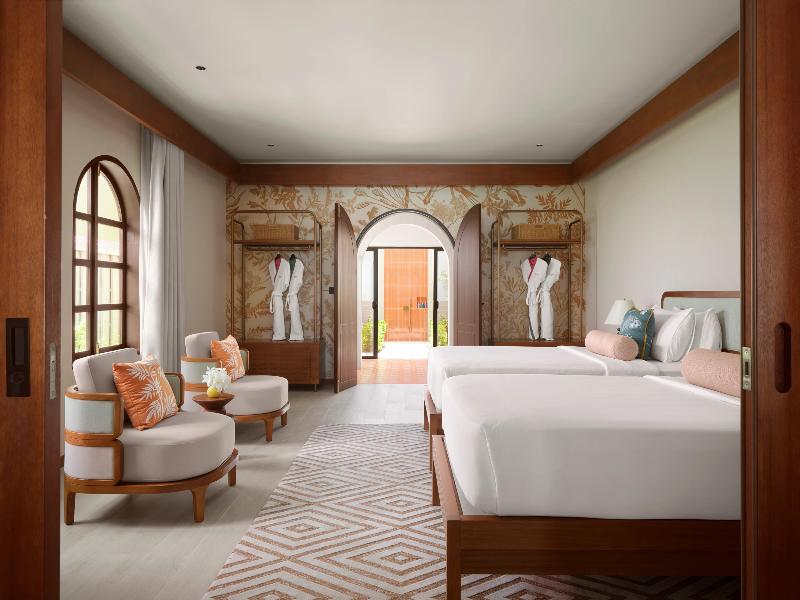 Villa Park Sun Island Resort image