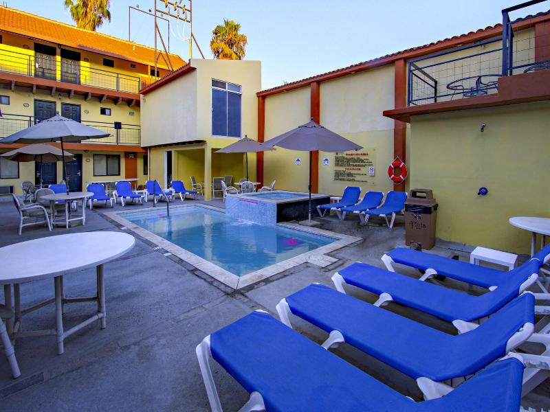 La Pinta Hotel image