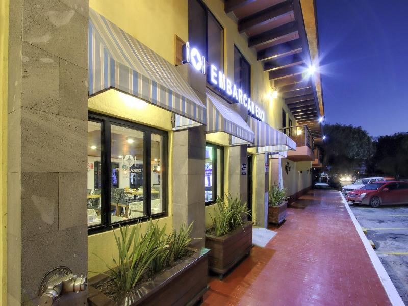 La Pinta Hotel image 4