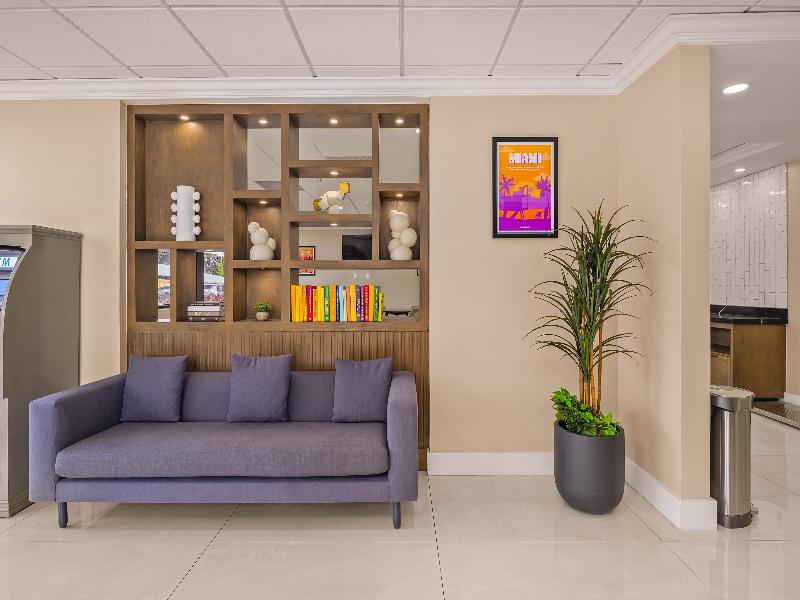 B&B Hotel Miami Airport image