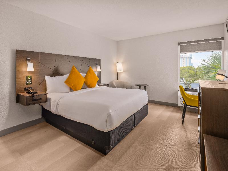 B&B Hotel Miami Airport image