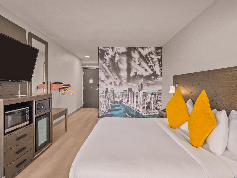 B&B Hotel Miami Airport image
