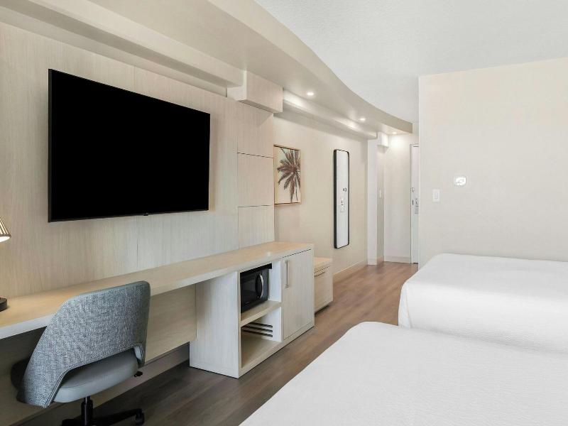 Courtyard by Marriott Jacksonville Beach Oceanfron — photo 2