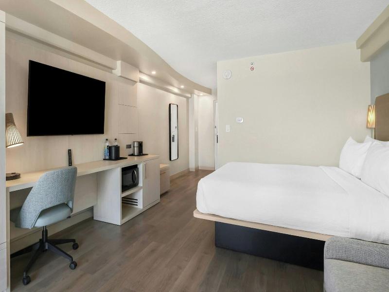 Courtyard by Marriott Jacksonville Beach Oceanfron — photo 57