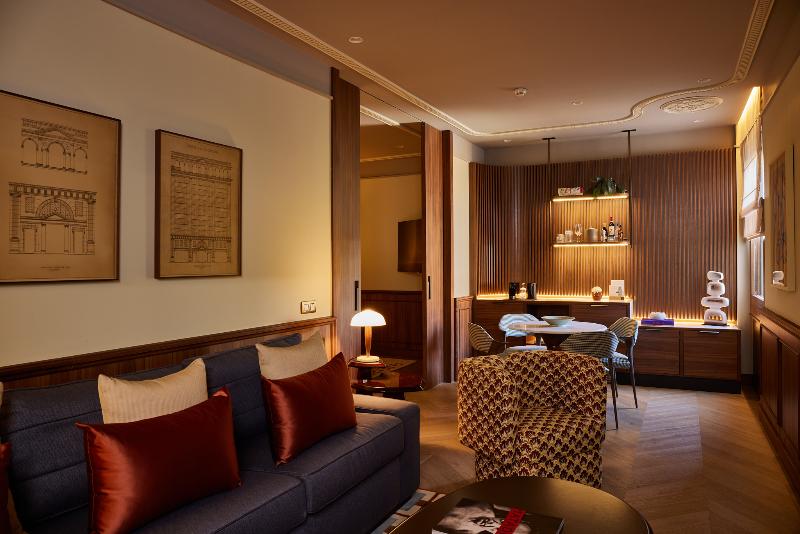 Grand Hotel Central image