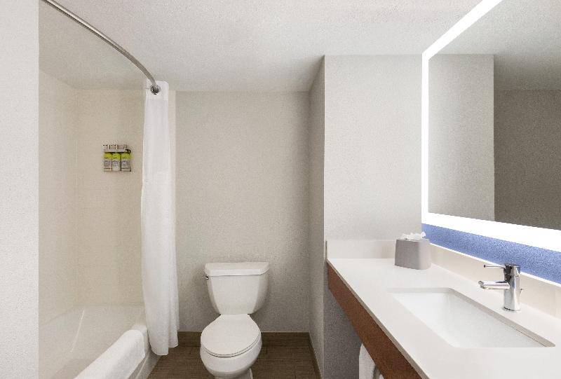 Holiday Inn Express Vero Beach-West (I-95) By IHG photo 12