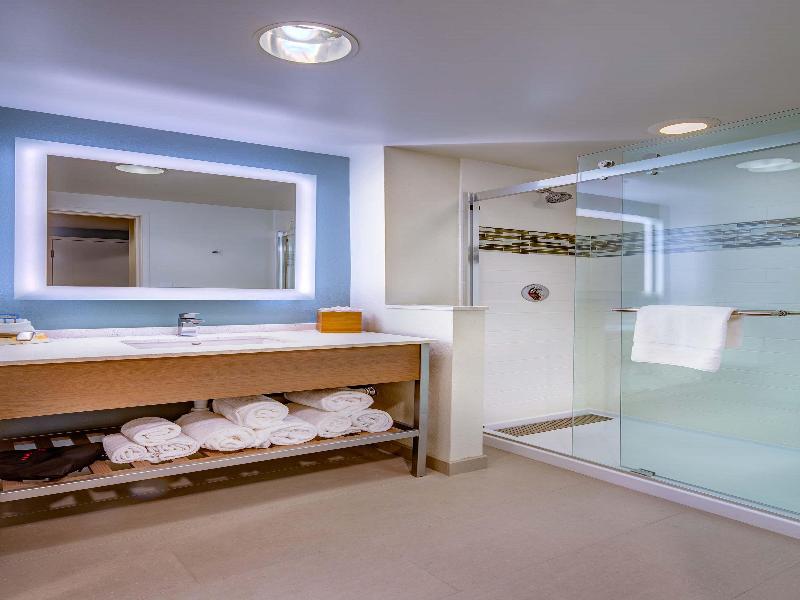 EVEN Hotel Sarasota-Lakewood Ranch image