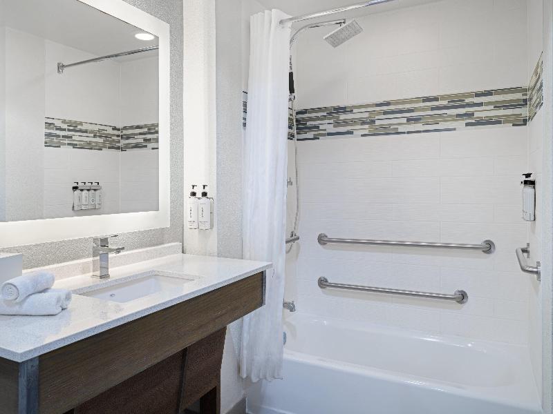 EVEN Hotel Sarasota-Lakewood Ranch image