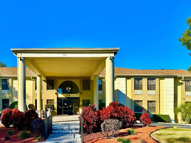 Comfort Inn Ocala Silver Springs image