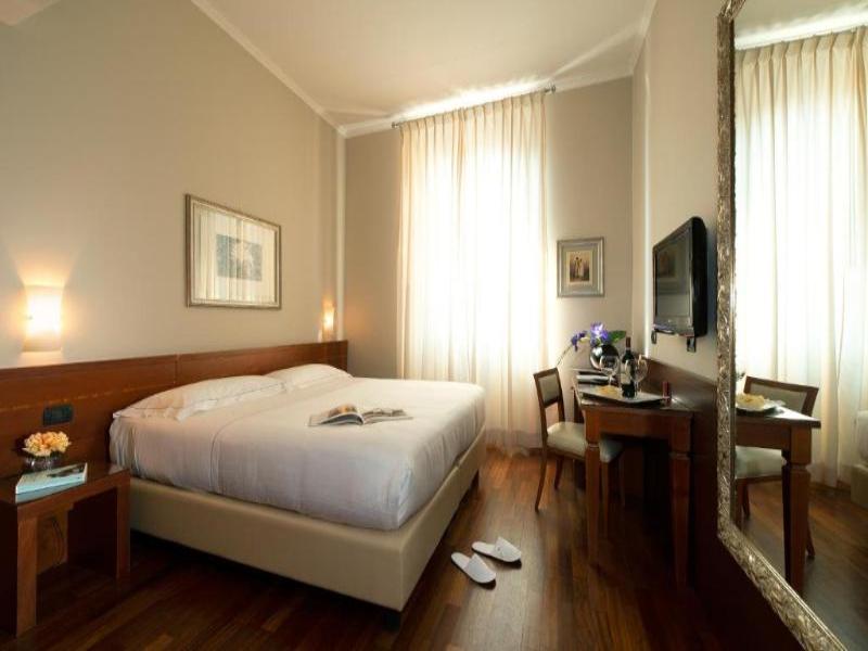 Fenice Hotel Milan image