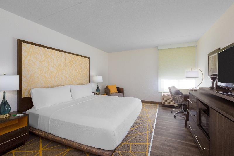 Holiday Inn Select La Mirada