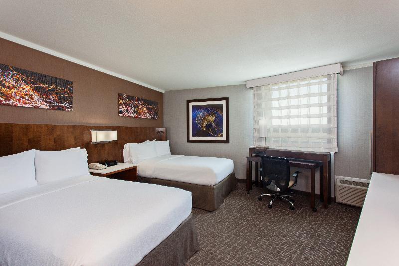 Holiday Inn Long Beach-Airport (Conference Ctr) image