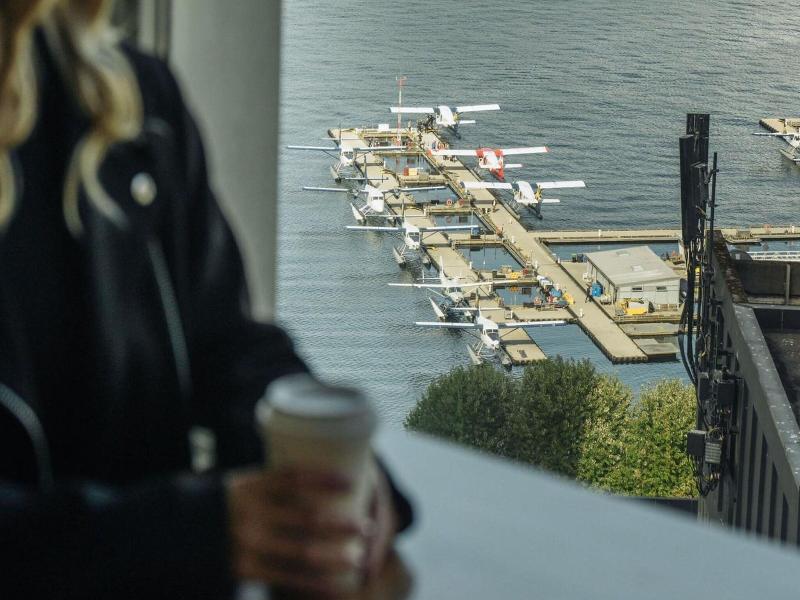 Vancouver Marriott Pinnacle Downtown Hotel image