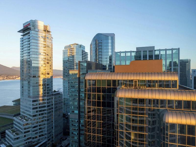 Vancouver Marriott Pinnacle Downtown Hotel image