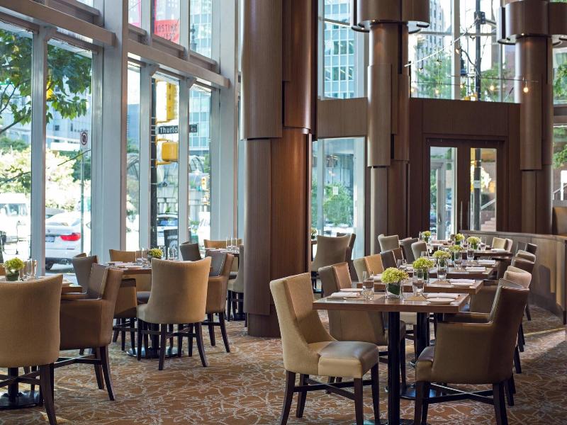 Vancouver Marriott Pinnacle Downtown Hotel image