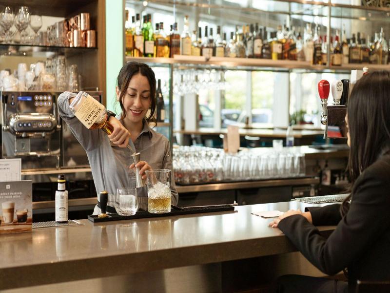 Vancouver Marriott Pinnacle Downtown Hotel image