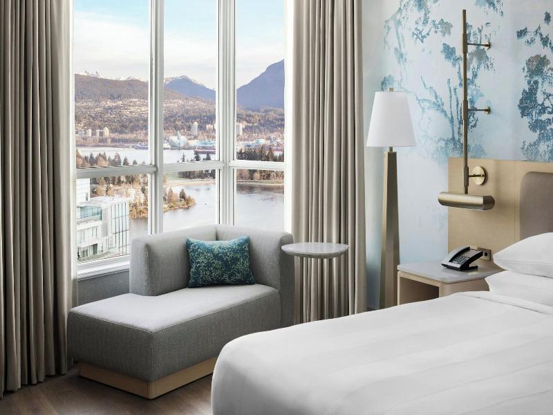 Vancouver Marriott Pinnacle Downtown Hotel image