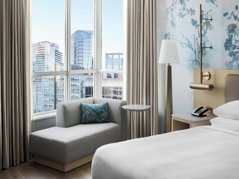 Vancouver Marriott Pinnacle Downtown Hotel image
