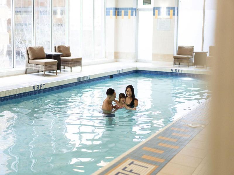 Vancouver Marriott Pinnacle Downtown Hotel image