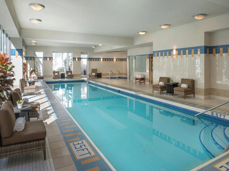 Vancouver Marriott Pinnacle Downtown Hotel image